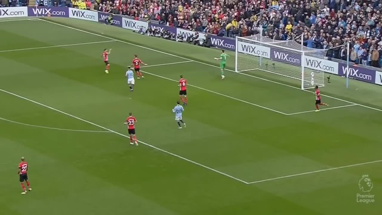 Mançester Siti darmadağınla liderliyə yüksəlib