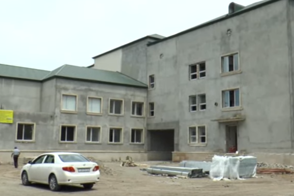 Şəmkirdə Kür qəsəbəsinin Mərkəzi Xəstəxanası yenidən qurulur