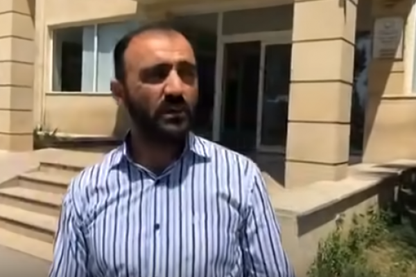 Xəstəxanada anasının ölümünə görə etiraz edən şəxs həbs edildi