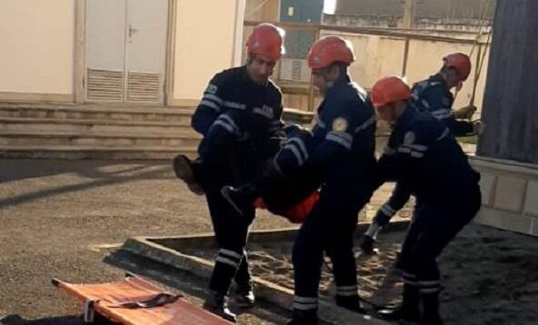 Neft məhsulu olan çənlərdə “yanğın”ın söndürülmə anı | FHN-in təlimindən görüntülər