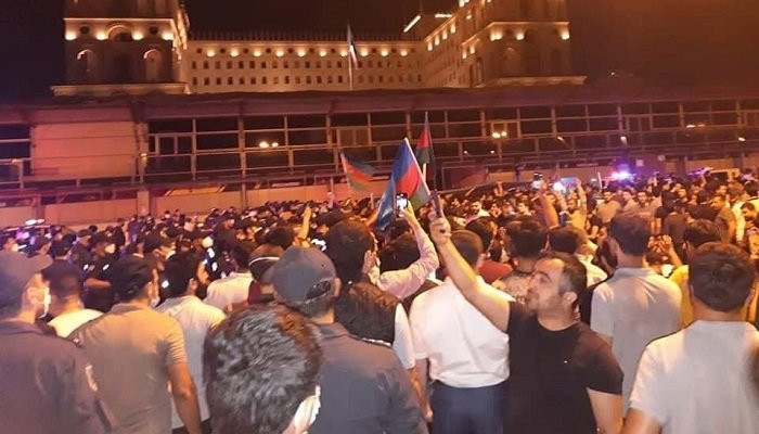 Hər kəs Azərbaycanın bu polis zabitindən danışır