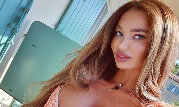 Neymarın keçmiş sevgilisi görüntüləri ilə diqqət çəkdi