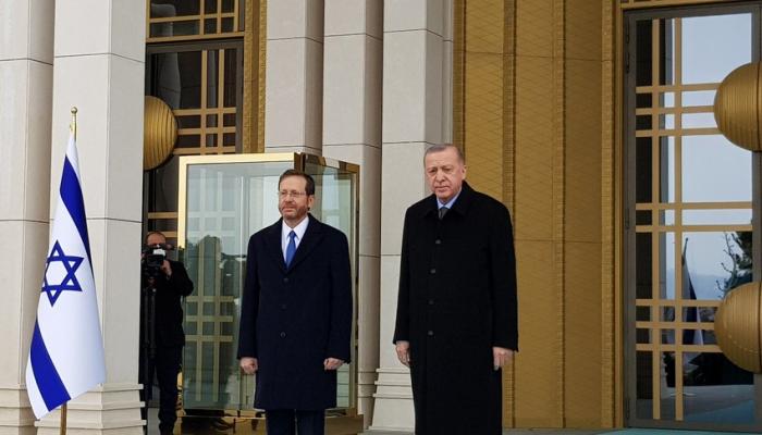 İsrail prezidenti Türkiyəyə səfər edib