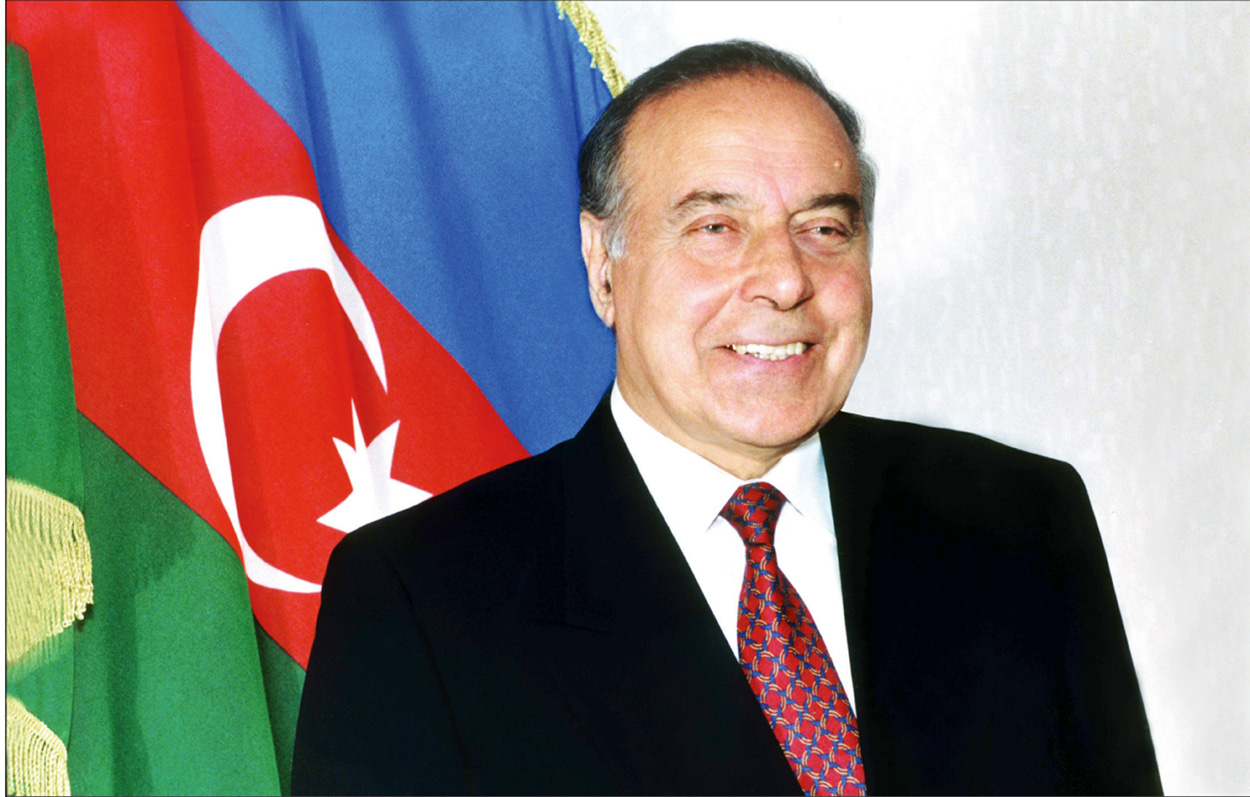 Heydər Əliyevin xatirəsi Haaqada anılıb