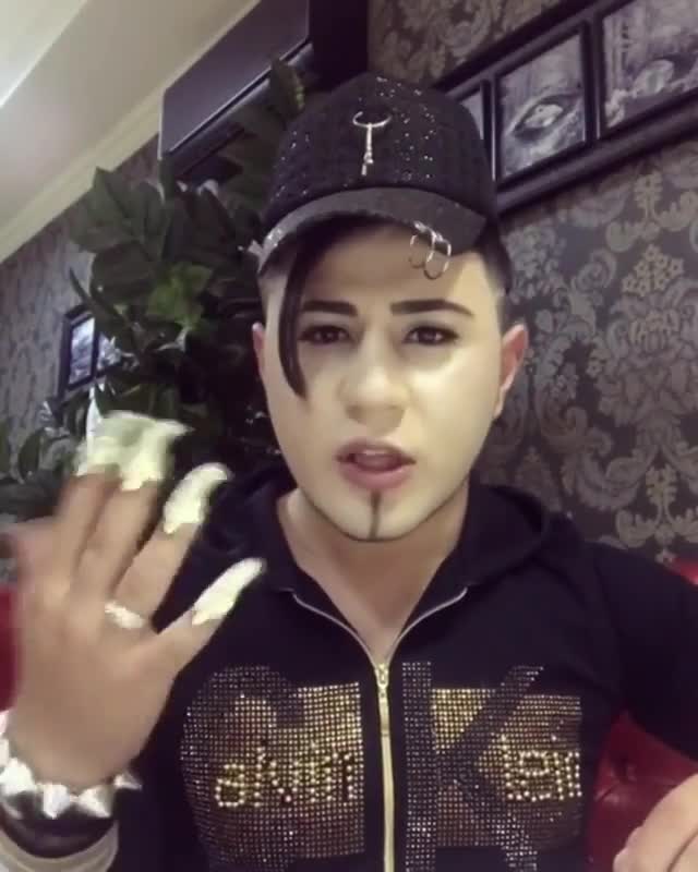 Bayramın brilliant dırnaqları - Onu hansı müğənni hədələyib?