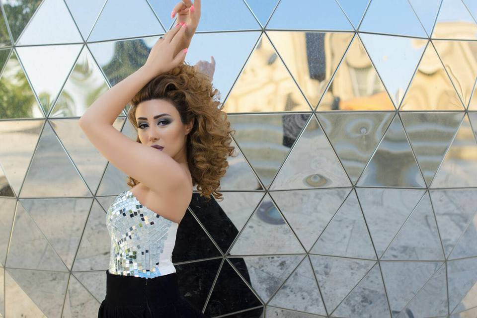 Sərxoş məmur oğlu toyda azərbaycanlı rəqqasəni alçaltdı