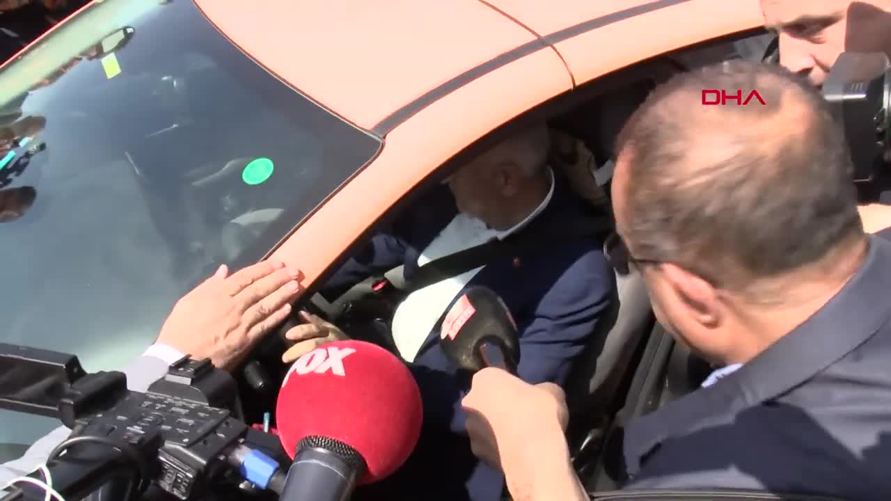 Binəli Yıldırım taksi sürdü