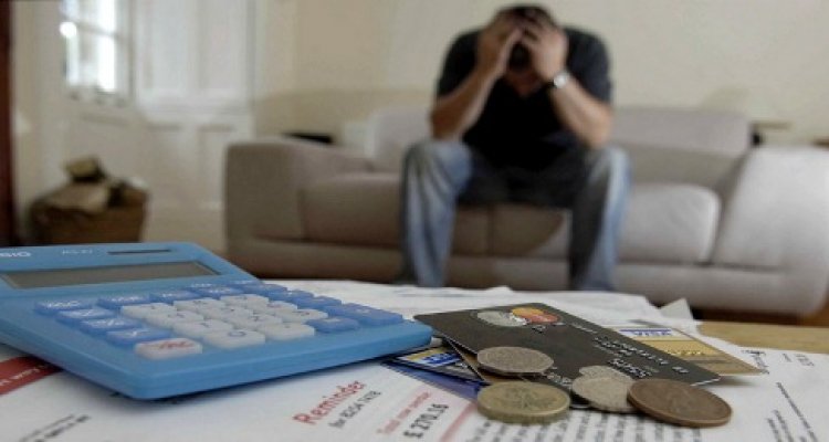 Dollarla krediti olanların nəzərinə - İndi necə ödəniləcək?